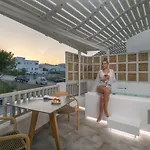 Orama Milos 4*
