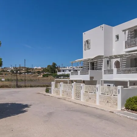 Orama Milos 4*