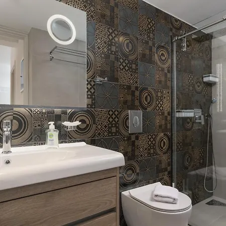 Orama Milos Aparthotel 4*