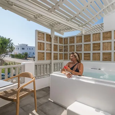 Orama Milos Aparthotel Adamantas (Milos)