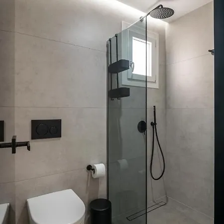 Orama Milos Adamantas (Milos)