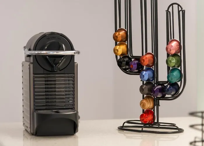 Orama Milos Adamantas (Milos)