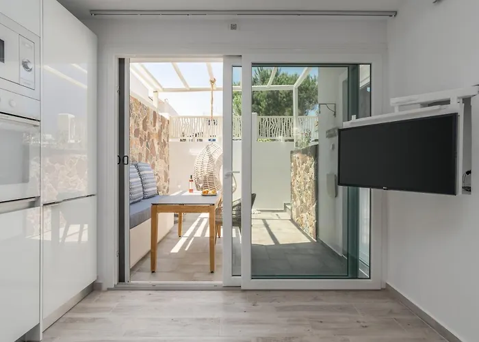 Orama Milos Apartahotel Adamantas (Milos)