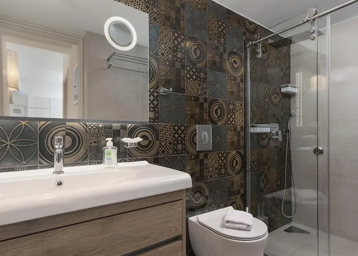 Orama Milos Apartahotel 4*